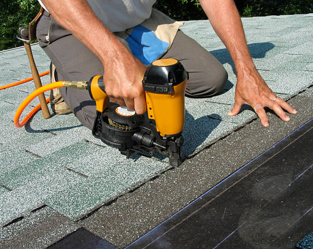 Best Flat Roof Repair Services  in Lennox, SD